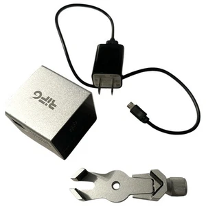 RIF6 Cube Mini Portable Handheld Screen Projector RF00048 DLP Cube+Holder+Charge - Picture 1 of 4