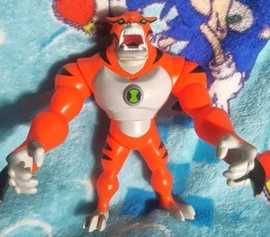 Ben 10 Figure Deluxe Rath 6 inch Large Spinning Action Figure Bandai - Picture 1 of 3