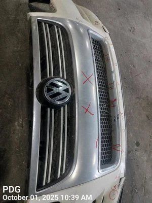 WHT FRONT BUMPER ASSEMBLY 2007-2010 VOLKSWAGEN TOUAREG Foto 1 de 4