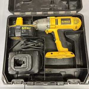 DEWALT DW059 K-2 18-Volt Heavy Duty 1/2-inch Cordless Impact Wrench Kit - Picture 1 of 10