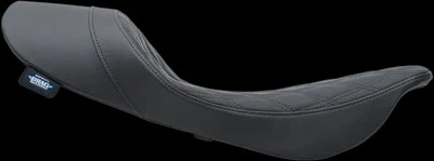 DS Black Double Diamond Forward Low Solo Seat for Street Glide 06-07 - Image 1 of 4