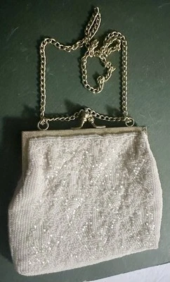VINTAGE 1950s White GLASS Seed BEAD PURSE Handbag/Shoulder Evening Formal - Image 1 of 4