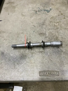 1988 Yamaha YZ250U Front Axle - Picture 1 of 2