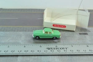Wiking 8234024 Borgward Isabella Coupe Car Green 1:87 Scale HO - Picture 1 of 2