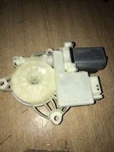 BMW G20 G21 3 Series Front Right Window Motor 8495866 - Picture 1 of 3
