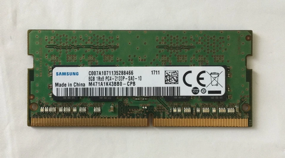 Samsung 8GB 1Rx8 PC4-2133P M471A1K43BB0-CPB SO-DIMM Foto 1 de 1