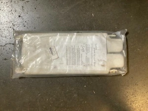 1999 VW BEETLE PAIR OF NEW NEVER OPENED SUN VISORS | 151 898 551 - Picture 1 of 3