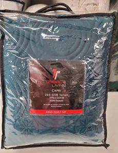 Tribeca Living Capri Medallion Velvet Oversized 3 Pc. King Quilt Set Green/Teal - Picture 1 of 3