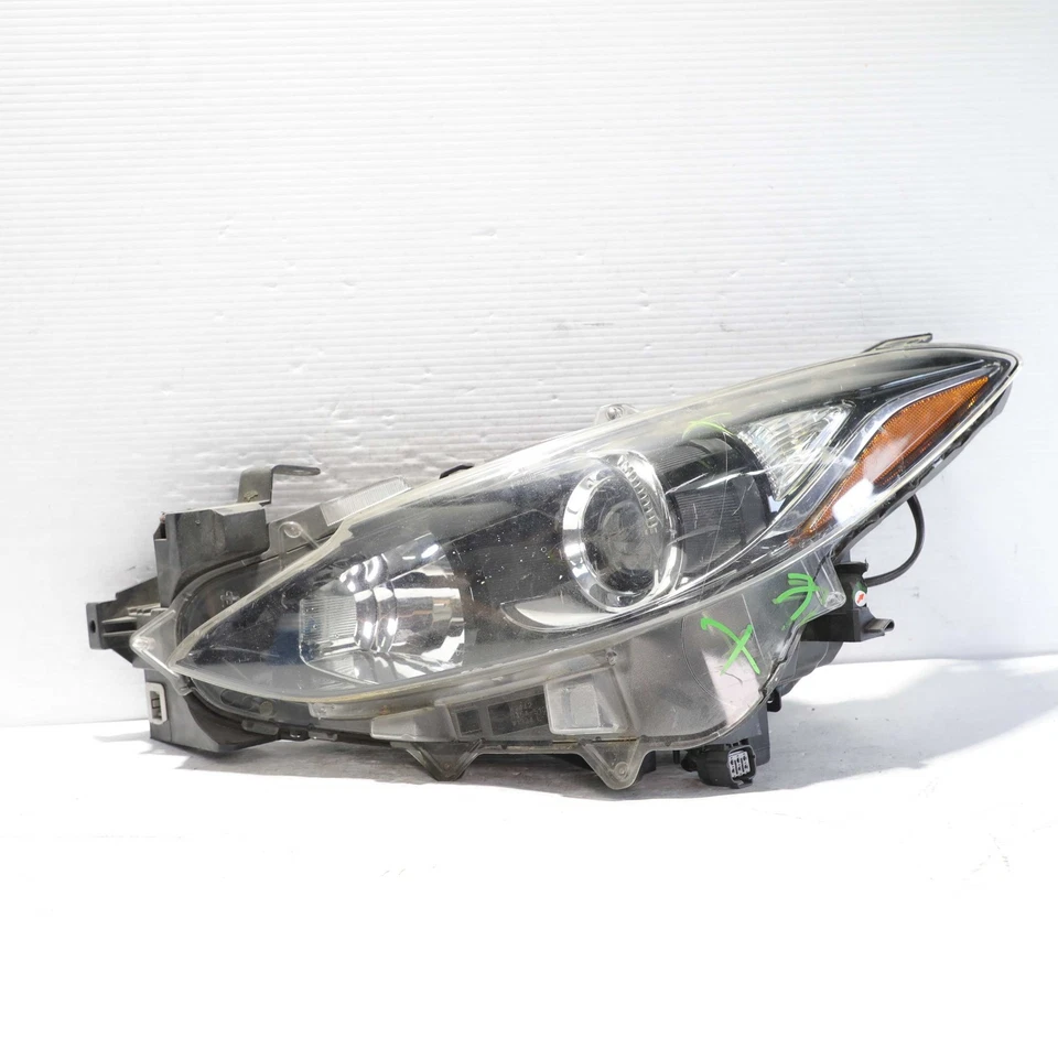 Conjunto de faros halógenos del lado del conductor izquierdo Mazda 3 2014-2016 OEM Foto 1 de 4