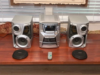 Panasonic SA-AK33 CD AM/FM Stereo System  With Remote  - Image 1 of 4