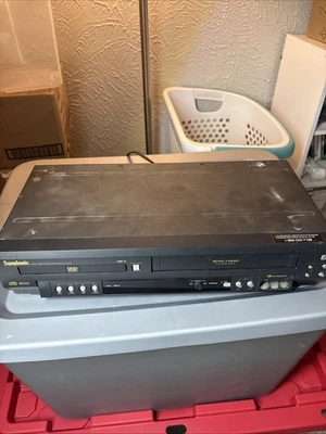 SYMPHONIC WF803 DVD VCR Combo VHS Player Recorder DVD WORKS VHS DOES NOT WORK - Image 1 of 4
