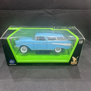 Road Signature 1957 Chevrolet Nomad 1:18 Die Cast Car - Picture 1 of 3