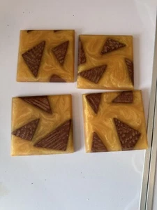 4 handgefertigte Untersetzer Epoxidharz und Holz Gold und Braun - Bild 1 von 4