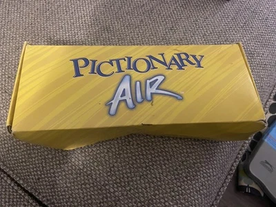 Air Pictionary Mattel.  Complete.  Good Condition. - Image 1 of 3