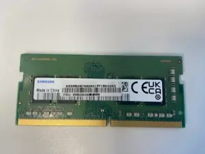 Memoria para portátil Samsung 8 GB M471A1K43EB1-CWE - Imagen 1 de 3