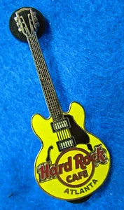 ATLANTA GEORGIA GELB 6 SAITEN KERN GIBSON GITARRENSERIE Hard Rock Cafe PIN - Bild 1 von 1