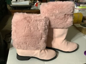 Women’s Pink Suade Boots 1” Heel, Size 9 True to Size, Faux Fur Moves, NEW - Picture 1 of 3