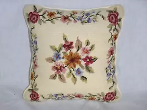 Vtg 80s Needlepoint Pillow Off White Floral Wool Yarn Velvet Back 10" - Picture 1 of 4