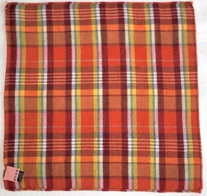 THOMAS PINK Pocket Square Red/Yellow/Blue Plaid Check Wool/Cotton Blend 11.5" - Imagen 1 de 6