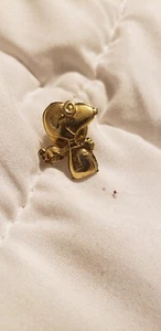 Vintage Peanuts Snoopy Flying Ace Gold Filled Pin - Picture 1 of 2
