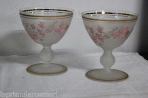 DUE COPPE VINTAGE IN VETRO SATINATO h cm 13 - COPPIA DI BICCHIERI CALICE ANNI 70 - Picture 1 of 1