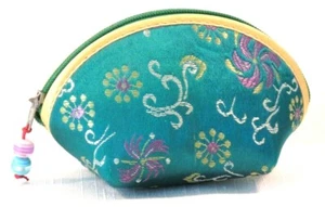 Asiatischer Stil Geldbörse seidiger Kimono Druck flacher Boden Reißverschluss.  NEU  - Bild 1 von 6