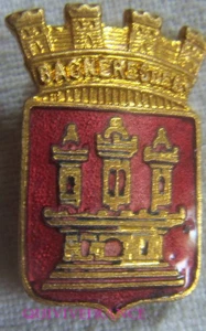 BG14301 - INSIGNE BADGE BLASON BAGNERES DE BIGORRE - Picture 1 of 2