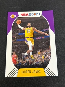 2020-21 Panini NBA Hoops - LeBron James #146 Lakers - Picture 1 of 2