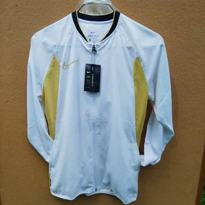 CHAQUETA DE FÚTBOL NIKE PARA HOMBRE DRI FIT ACADEMY AWF YOGA BONITO TALLA PEQUEÑA ORO BLANCO Foto 1 de 4