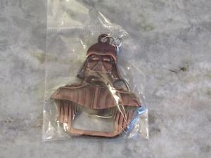 DARTH VADER - ABRIDOR DE BOTELLAS / LLAVERO - STAR WARS - Imagen 1 de 2