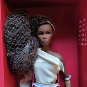 Neue Integrity Toys Meteor Puppe, komplettes Set - Bild 1 von 5