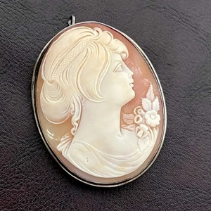 Huge Vintage shell Cameo pendant or brooch in sterling silver setting - Picture 1 of 16