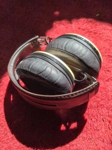 Sennheiser Momentum M2.0 AEG Over Ear Wired & Bluetooth (Rarely used) - Picture 1 of 8