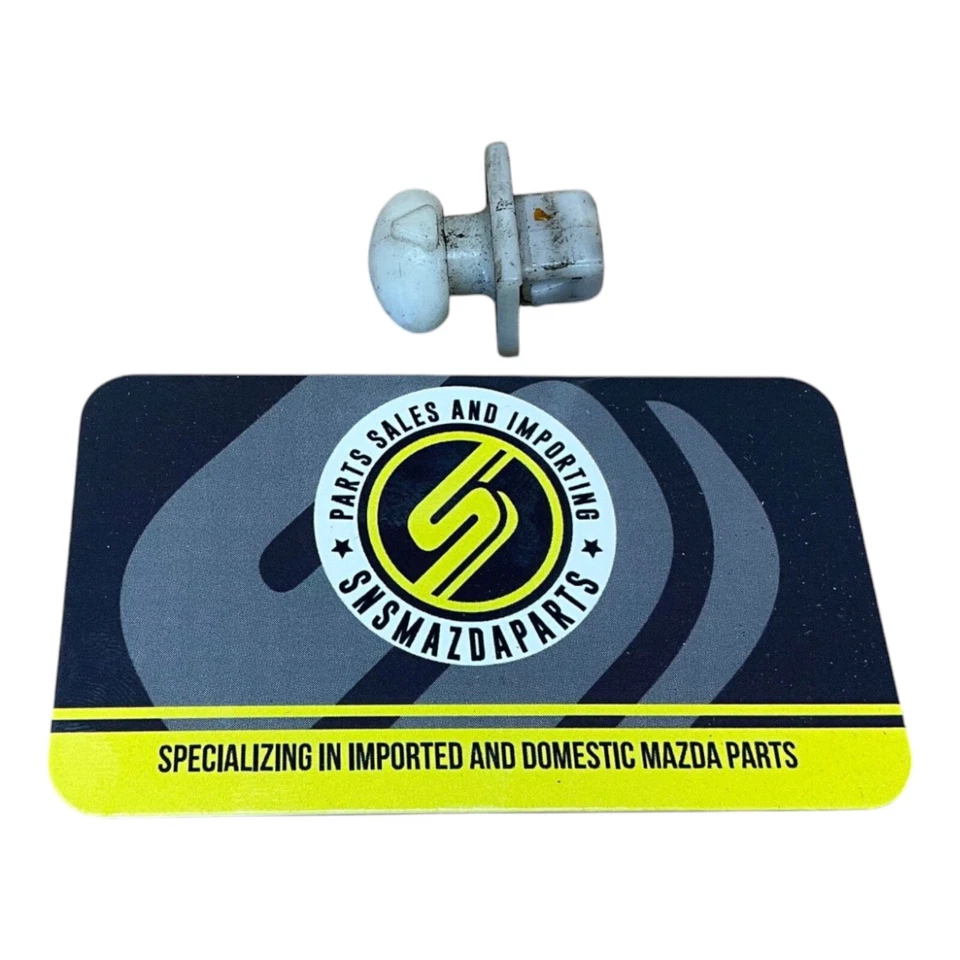 99-00 Mazda Miata MX5 MX-5 OEM dianteiro traseiro clipe retentor lateral NC10-50-E11B - Imagem 1 de 1