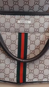 original great condition Gucci travelling handbag with wheels - Picture 1 of 24