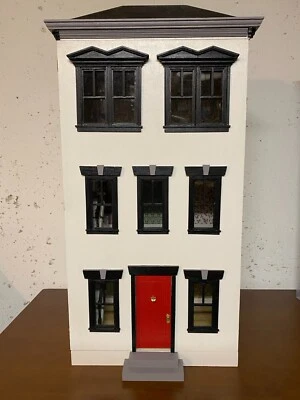 Casa de muñecas Real Good Toys construida a medida 1:12 Foto 1 de 4