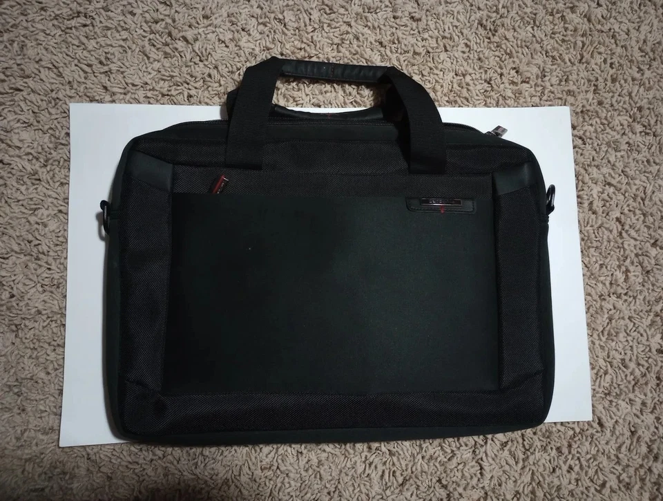 SAMSONITE FUNDA PARA COMPUTADORA PORTÁTIL BOLSA DE VIAJE NEGRA 18"x13" CLAMSHELL Foto 1 de 4