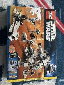 LEGO Star Wars: Battle for Geonosis (7869) Sealed In Box Dented (see Pictures)