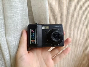 š„Samsung S750 Black 7.2MP digital compact cameraš„WORKing FULL Setš„ - Picture 1 of 7