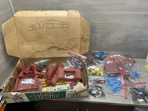 JUEGO MARX FORT APACHE 3680 AÑOS 60 ¡EN CAJA! - Imagen 1 de 24
