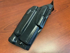 Funda de trabajo Safariland 6390 Lv1 ALS Sig P320 con TLR-1 X300 STX alto brillo derecha - Imagen 1 de 5
