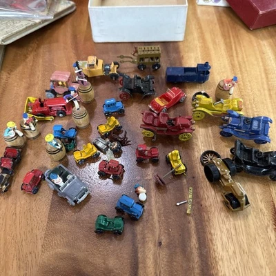 Lot of Various Vintage Midgetoy Metal Diecast Vehicles, some RARE / HTF Toys - Image 1 of 4