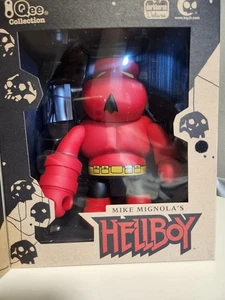 Toy2r Hellboy 8-inch Qee Vinyl Figure by Toy2r & Dark Horse Deluxe - Picture 1 of 5