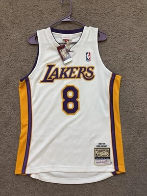 Mitchell & Ness Kobe Bryant Los Angeles Lakers White Jersey Size 40 Medium - Image 1 of 4