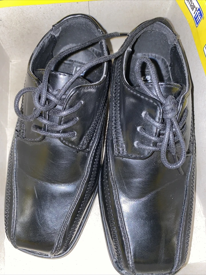 Stacy Adams Toddler Boy 9M Black Dress Shoes Fake Leather Lace Up Shiny - Image 1 of 4