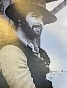 Schauspieler Burt Reynolds 1973 illustriert - Bild 1 von 2