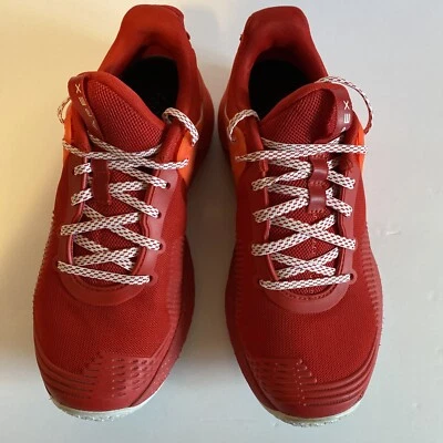 Under Armour RED HOVR APEX 3022937-404 Sz 7.5 USA, 40.5 EU - Image 1 of 4