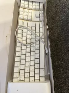 Teclado inalámbrico Apple M9270B\A - Imagen 1 de 7