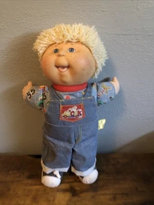 Cabbage Patch Kid Toddler Collection Vintage Blonde Overalls Bindeschuhe 1990 - Bild 1 von 5