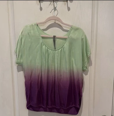 Top de manga corta para mujer Raquel Allegra verde seda y morado talla 0 Foto 1 de 4